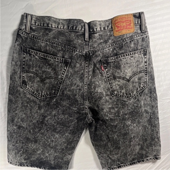 Levi's Black Acid Wash Denim Shorts - Picture 2 of 9